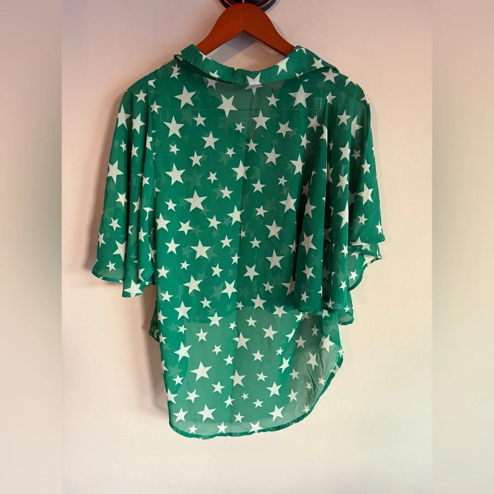 Moa Moa Womens‎ Green Star Print Flutter Sleeve High Low Button Down  Size M - Picture 3 of 3